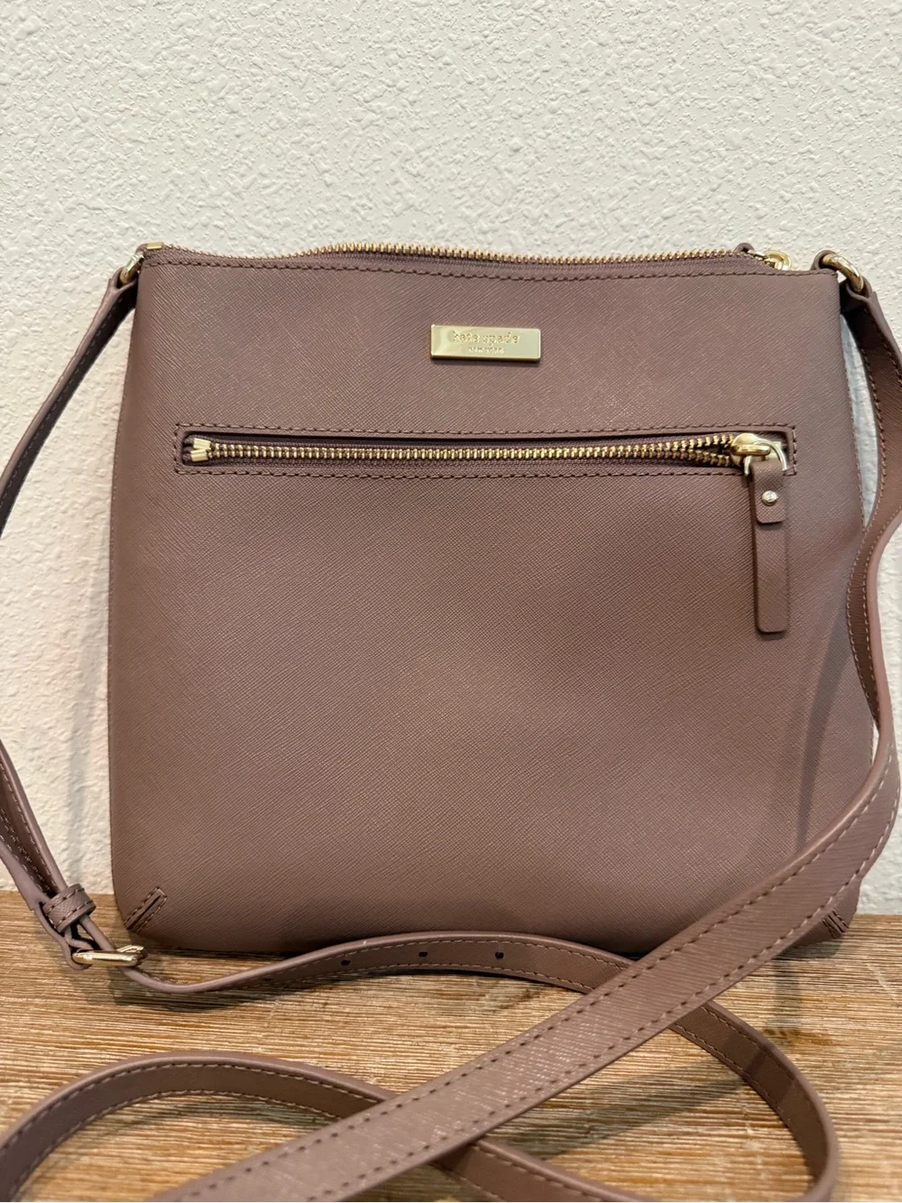 Kate Spade Dusty Mauve Leather crossbody Bag with Gold Hardware